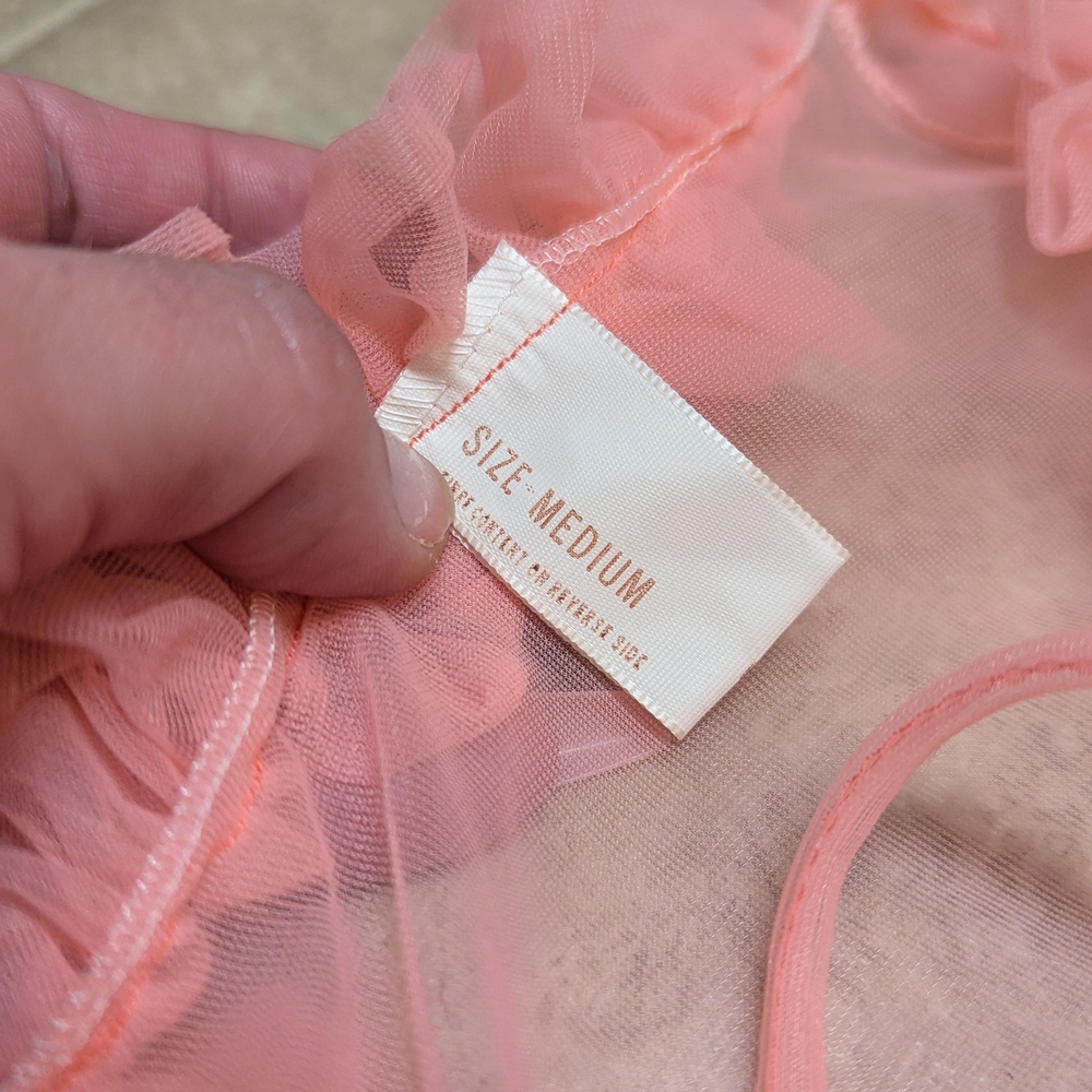 1950s Elegant Pink Lingerie Costume Set - Picture 6 of 7